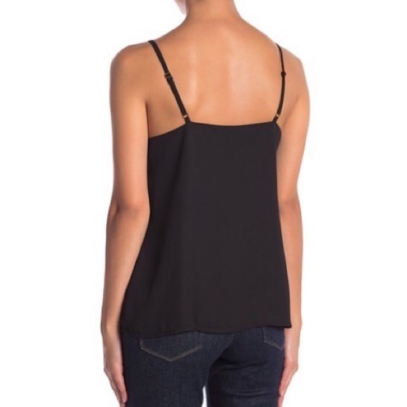 Socialite Scalloped Camisole Top from Nordstrom - Picture 2 of 4